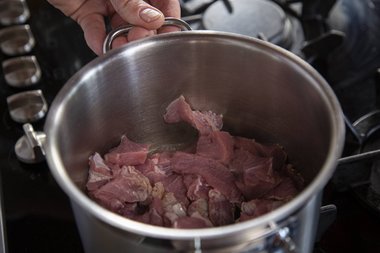Fry the veal.